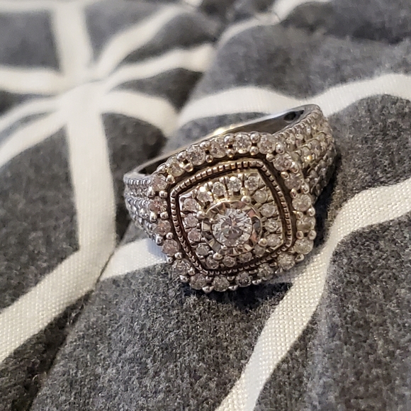 SOLD 10k white gold 1.5 carat diamond ring SOLD - Picture 3 of 3